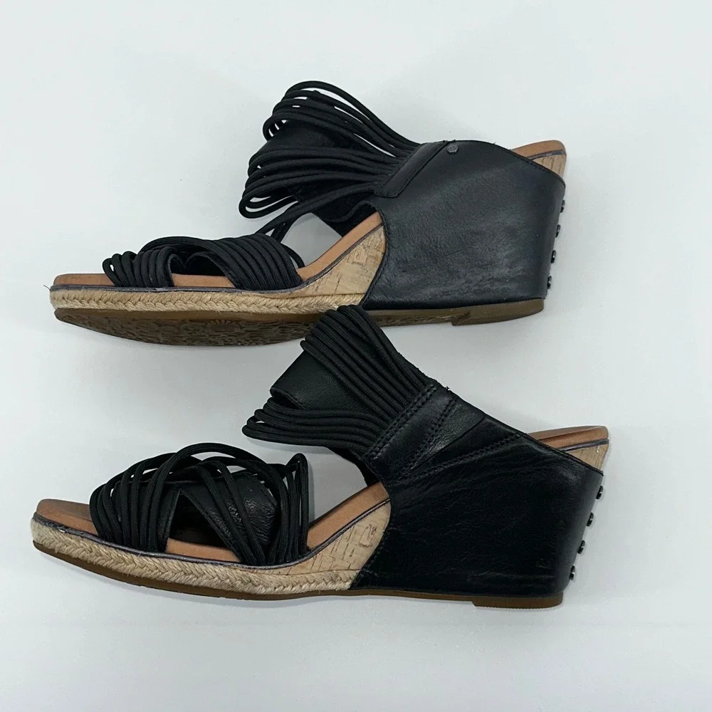 UGG Wedge Sandals Black Leather Strappy Studded Heel Casual Shoes‎  7 Hilarie